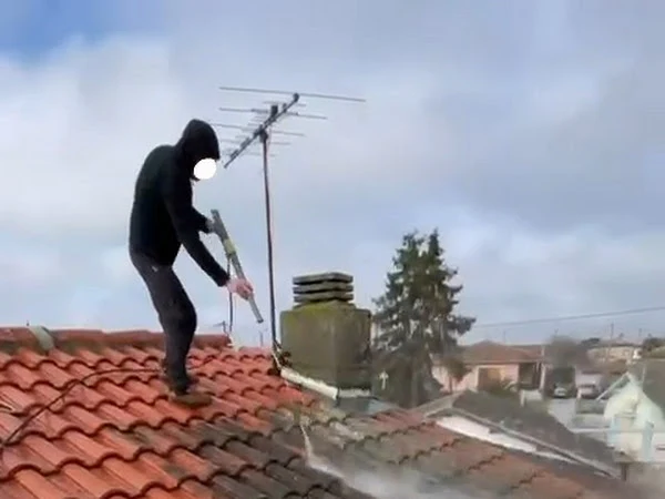 Rénovation Toiture Occitanie - Nettoyage de toiture